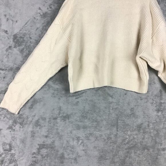 Elodie Women’s Large Ivory Chunky Cable Knit Cropped Pullover Sweater NWT - Picture 7 of 13